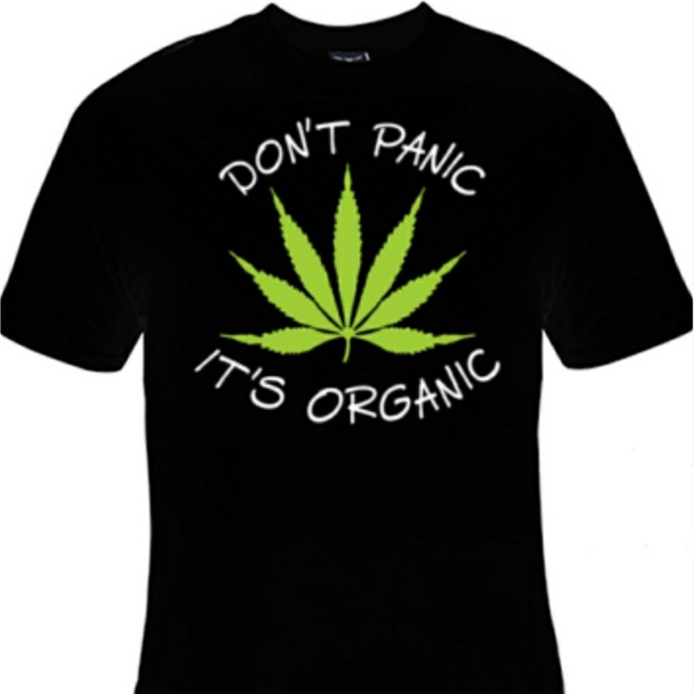 "DON'T PANIC IT'S ORGANIC" BRAND NEW UNISEX TEE.